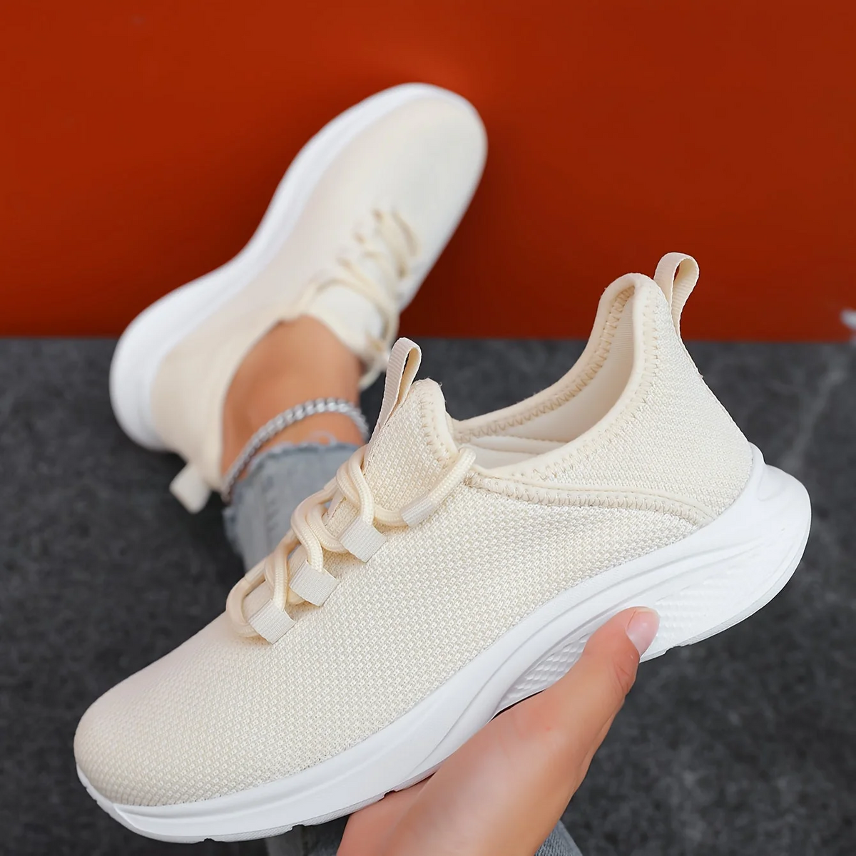 LAST DAY 80% OFF - 👣 Women's Orthopedic Mesh Sneakers with Textured Sole and Pull Tab Detail
